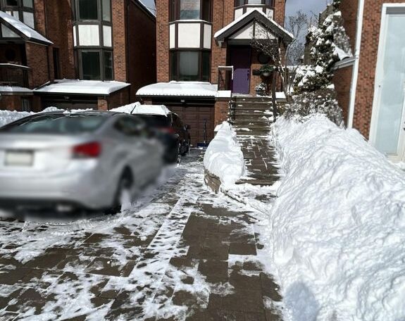 Snow removal residential2